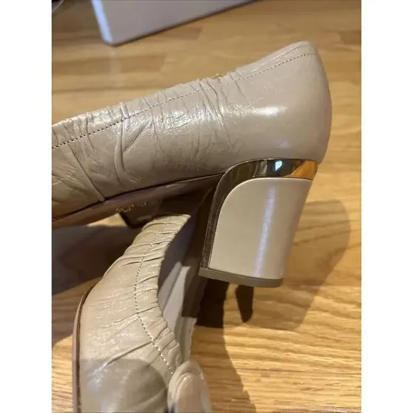 PRADA Nude tan Leather Gold Trim Chunky Heel Pump Flower Embellishment 38 1/2 8 - Picture 4 of 16
